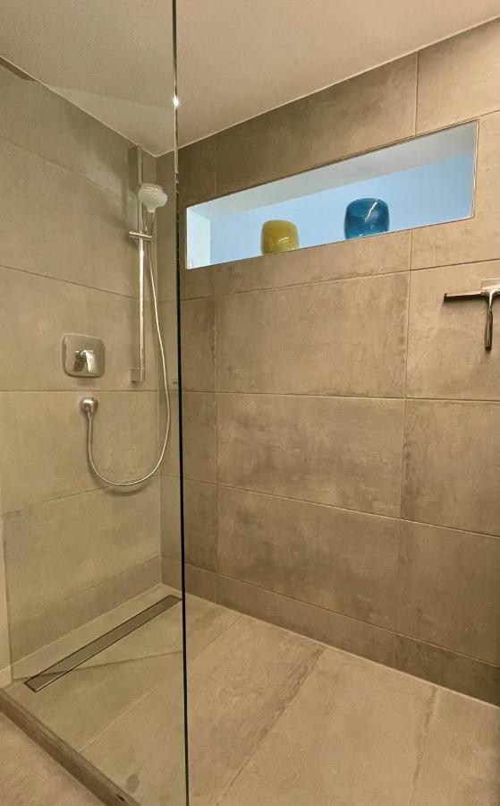Tolle Ferienwohnung Le Gira Mit Eigenem Garten Konstanz Kültér fotó